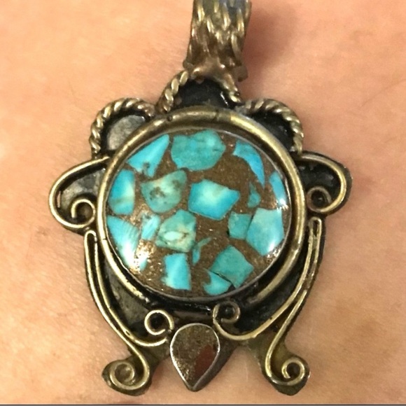 Tibetan Turquoise Marble Shatter Ethnic Ornate Southwest Native American Pendant - Picture 4 of 9